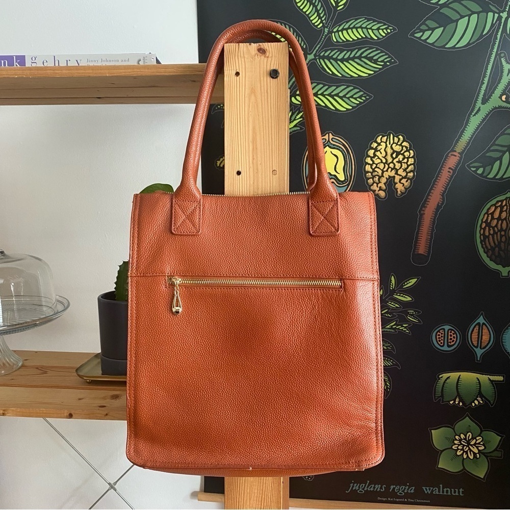 Erica Anneberg Pebbled Leather Messenger Satchel Tote Bag Purse - Picture 2 of 14